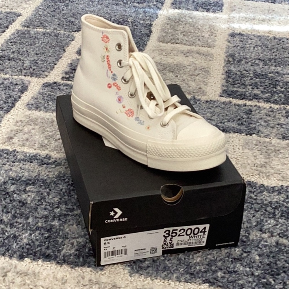 Women converse platform shoes